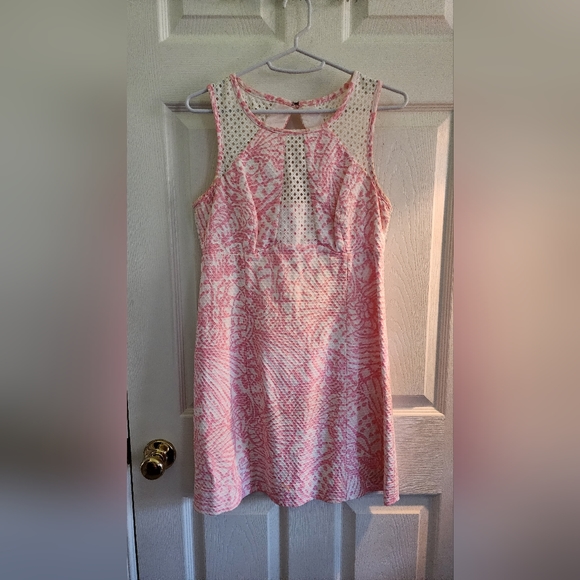 Lilly Pulitzer Dresses & Skirts - Lilly Pulitzer Lilla shift dress size 2